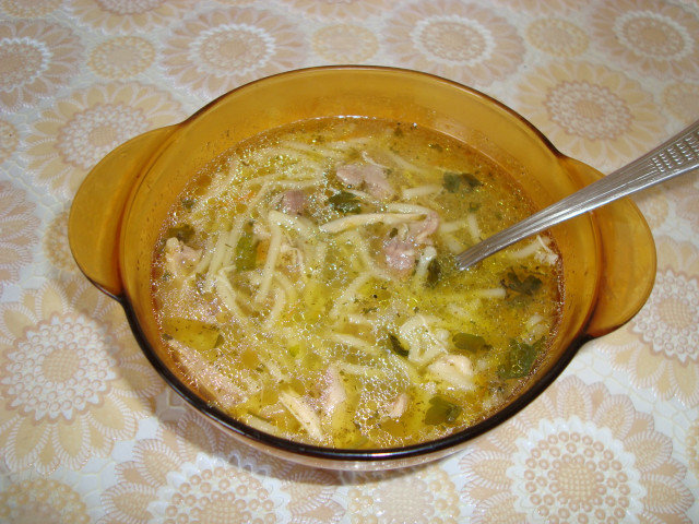 Chicken Soup without Thickening Agent