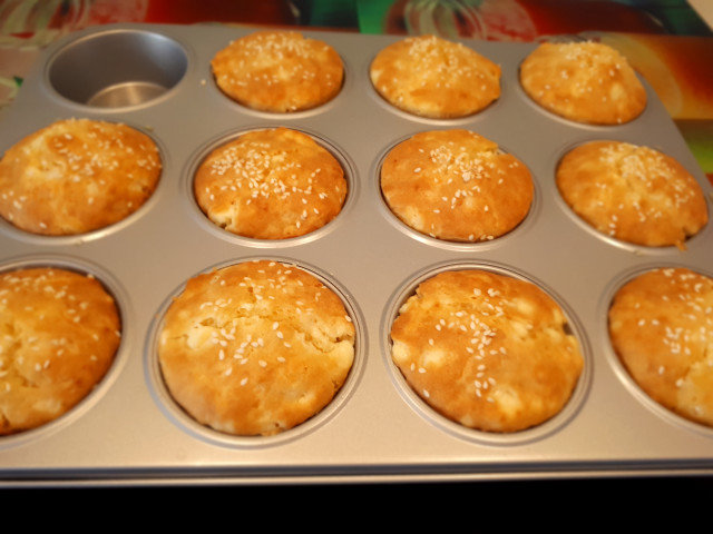 Tasty Salty Muffins with Feta Cheese