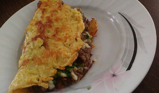 Potato Omelette with Minced Meat and Yellow Cheese