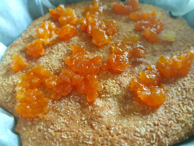 Butter Cake with Coconut and Peach Jam