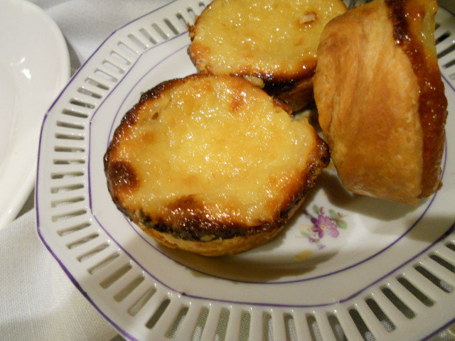 Portuguese Custard Tarts (Pasteis de Nata)