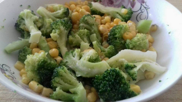 Frozen Broccoli with Butter