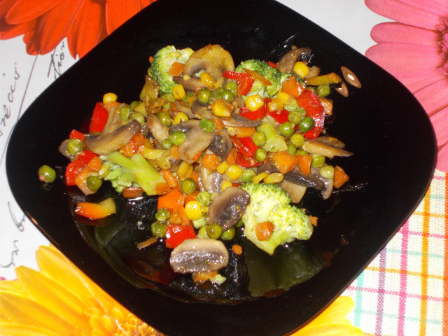 Pan-Fried Vegetables with Mushrooms