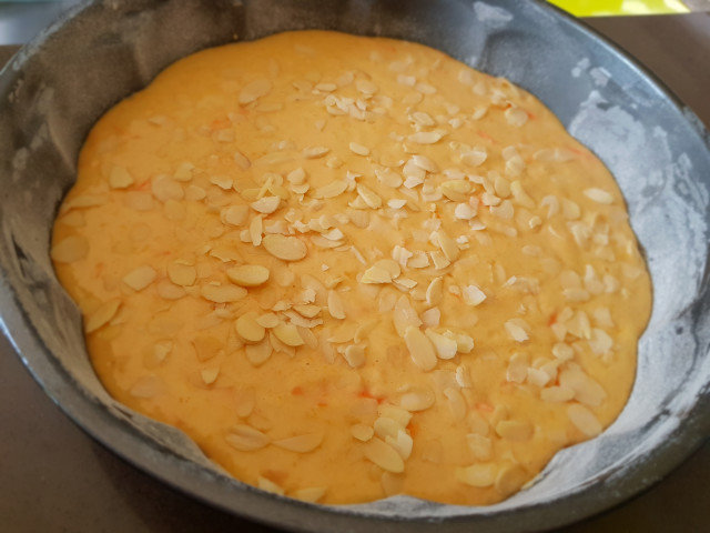 Juicy Pumpkin Cake in a Baking Pan