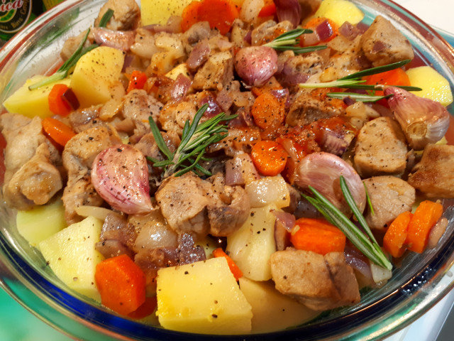 Oven-Baked Pork with Rosemary