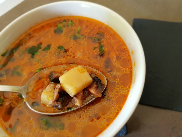 Mushroom Soup with Leeks and Potatoes