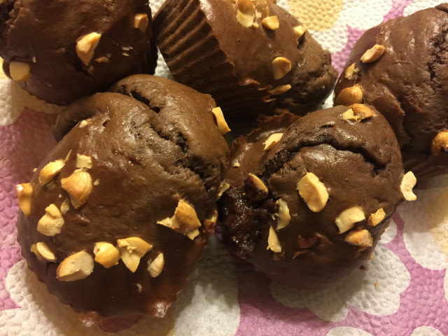 Muffins with Chocolate, Coffee and Nuts