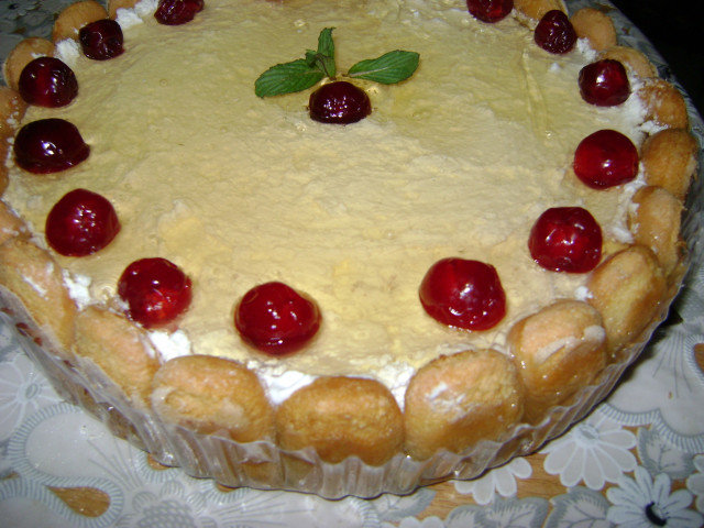 Biscotti Cake with Mascarpone and Sour Cream