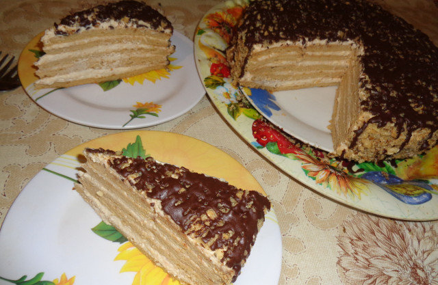 Honey Cake with Caramel Cream (Medovik)