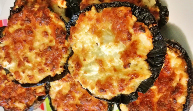 Stuffed Mushrooms with Cheese and Cream
