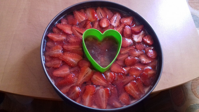 Strawberry Mascarpone Cheesecake
