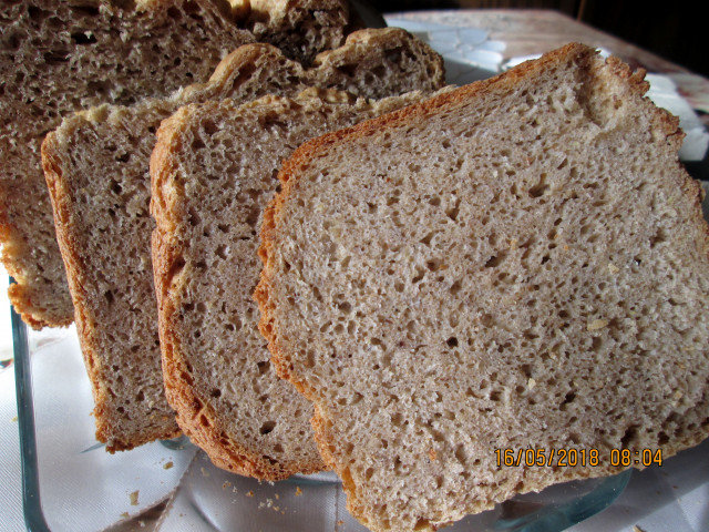 Bread Maker Wholemeal Bread with Oat Bran