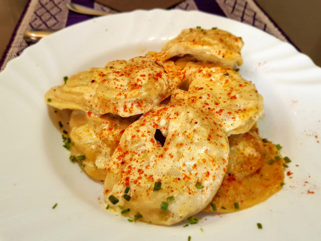 Fried Pelmeni with Butter and Cream Sauce