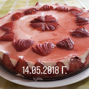 Strawberry Mascarpone Cheesecake