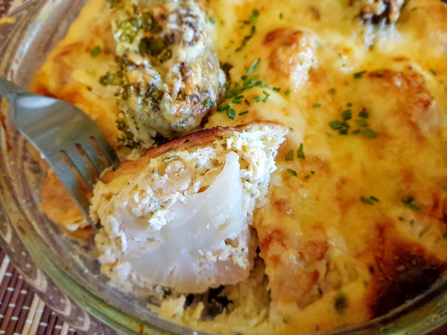 Oven-Baked Broccoli and Cauliflower with Sour Cream
