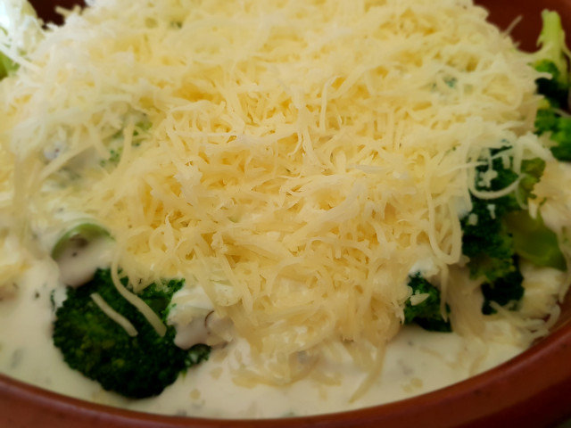 Broccoli and Cream Gratin