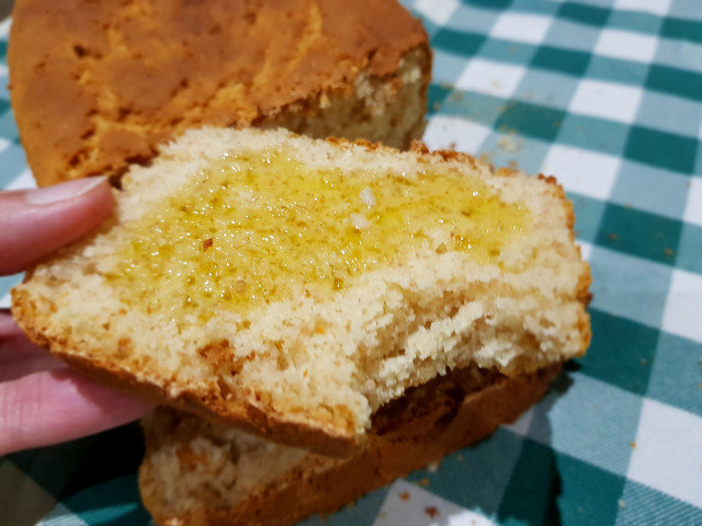 Rice and Corn Flour Bread