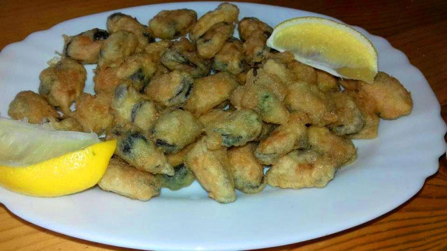 Easy Breaded Mussels