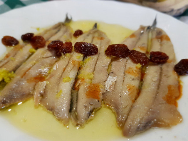Anchovies in Apple Marinade