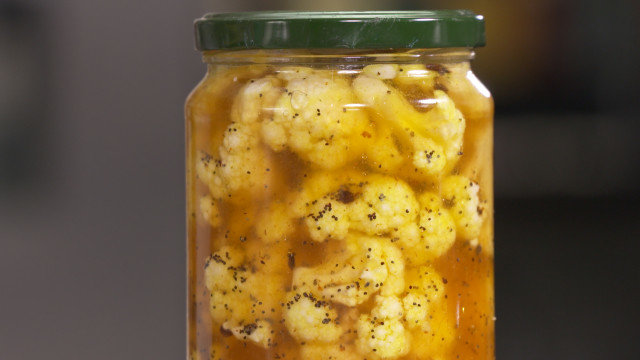 Cauliflower Pickle with Turmeric and Poppy Seeds