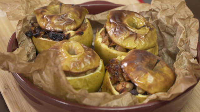 Stuffed Apples with Whiskey