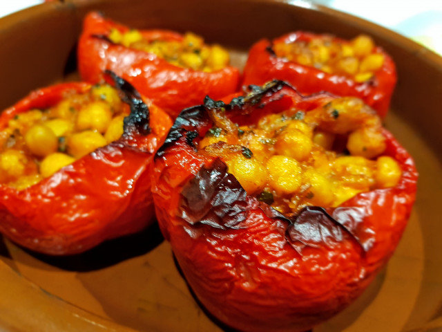 Lean Stuffed Bell Peppers with Chickpeas