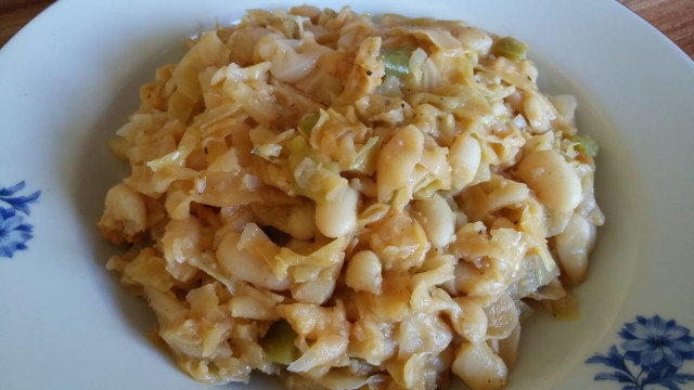 Burano Sauerkraut with Beans