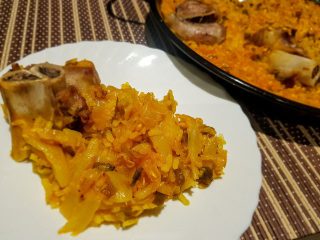 Oven-Baked Pork with Sauerkraut and Leeks