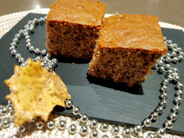 Pumpkin, Walnut and Cinnamon Sponge Cake