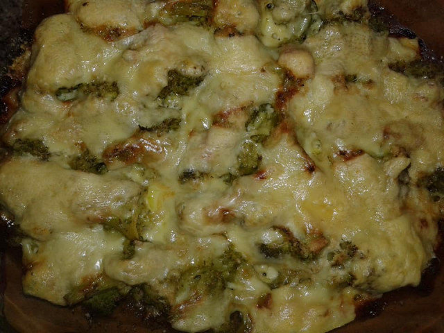 Tasty Casserole with Broccoli and Cheese