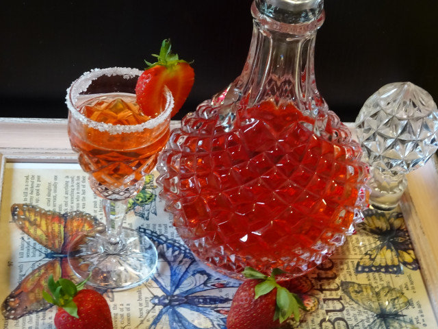 Strawberry Liqueur from Wild and Garden Fruit