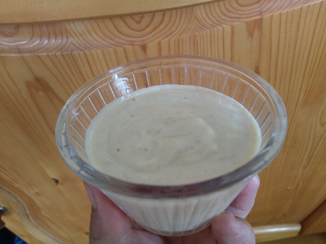 Low-Carb Peanut Butter Frozen Yogurt
