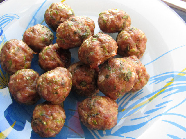 Minced Beef and Zucchini Meatballs