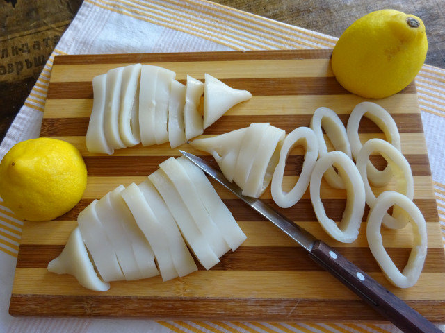 Breaded Lemon Flavored Calamari