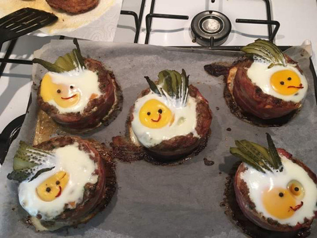 Minced Meat Nests with Egg