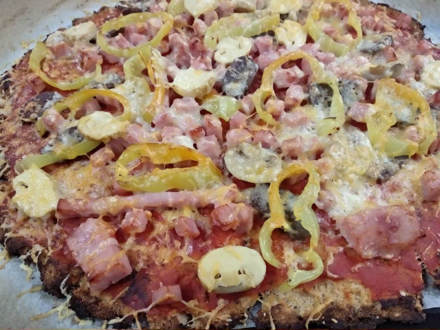 Gluten-Free Pizza with Cauliflower Base