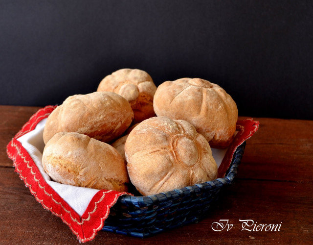 Rosette Bread Buns