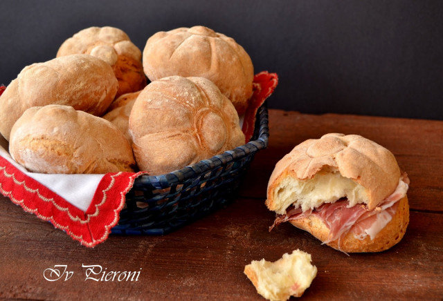 Rosette Bread Buns