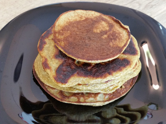 Gluten-Free Fitness Pancakes with Banana and Coconut