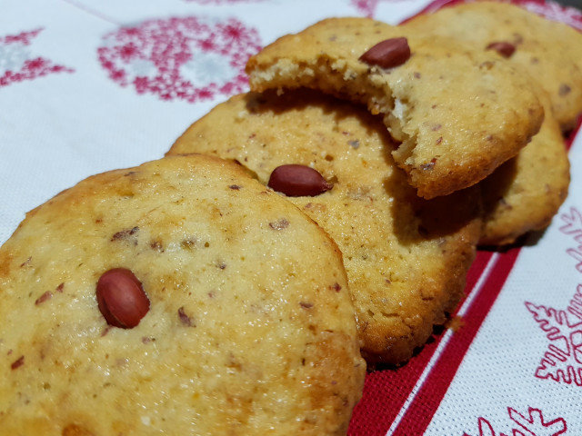 Peanut Cookies