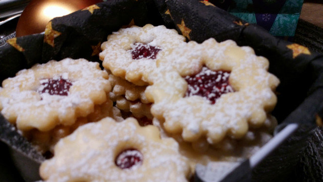 Favorite Christmas Linzer Cookies