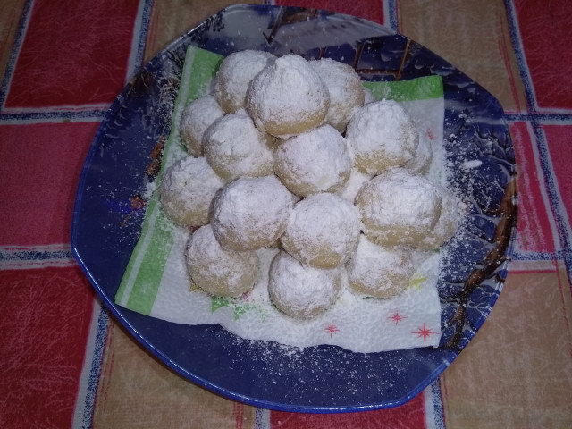 Christmas Snowballs