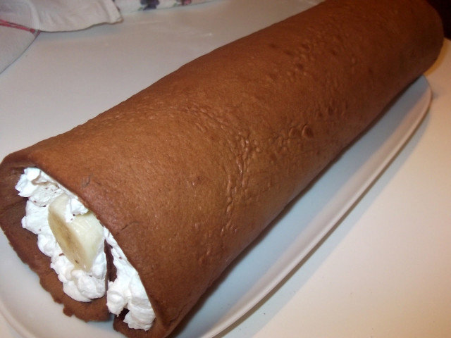 Banana Cream Roll