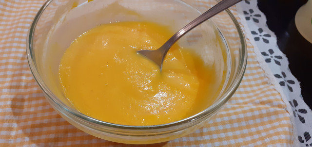 Pumpkin Cream Soup with Cream Cheese