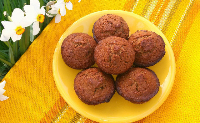 Cocoa Muffins with Carob and Spelt