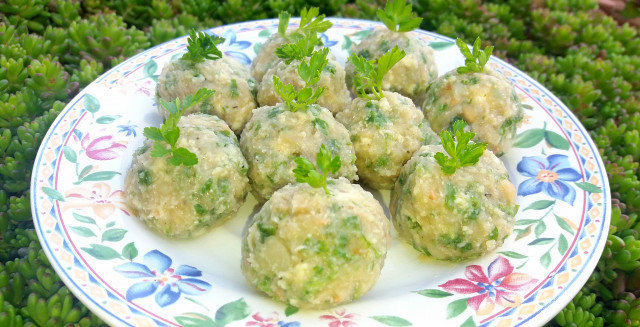 Bean Balls Appetizer with Butter and Parsley