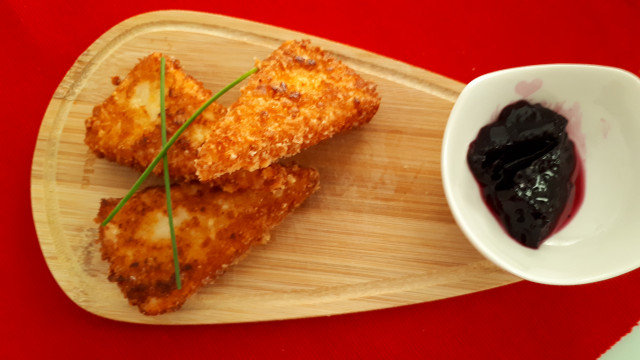 Breaded Cheese with Corn Flour