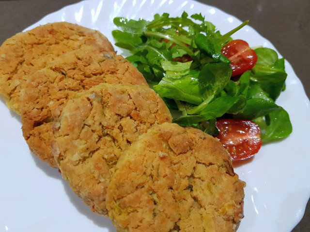 Chickpea and White Cheese Patties