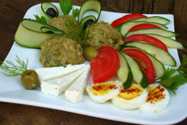 Summer Salad with Zucchini and Eggplant Dip