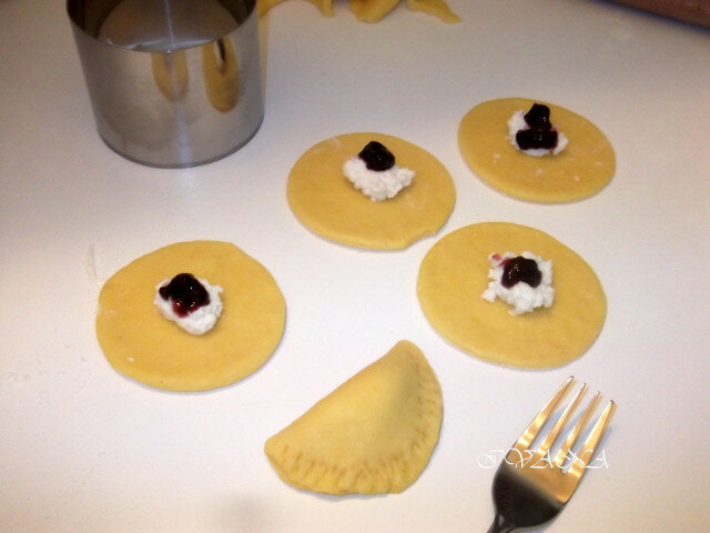 Ravioli with Blueberry Filling